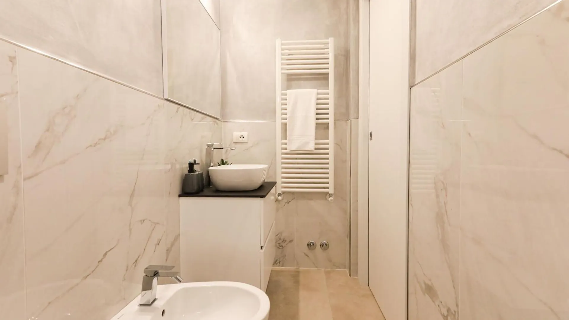 Magicflo Santa Croce Appartamento Florence Apartment